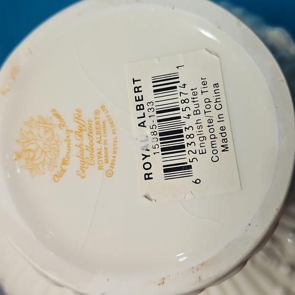 Royal Albert Cream Pedestal Bowl - Picture 4 of 9